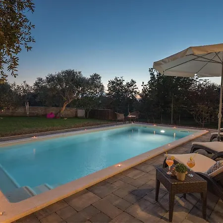 Polion Holiday home *