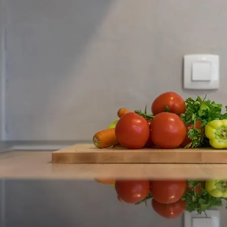 Nyaraló Polion Peroj